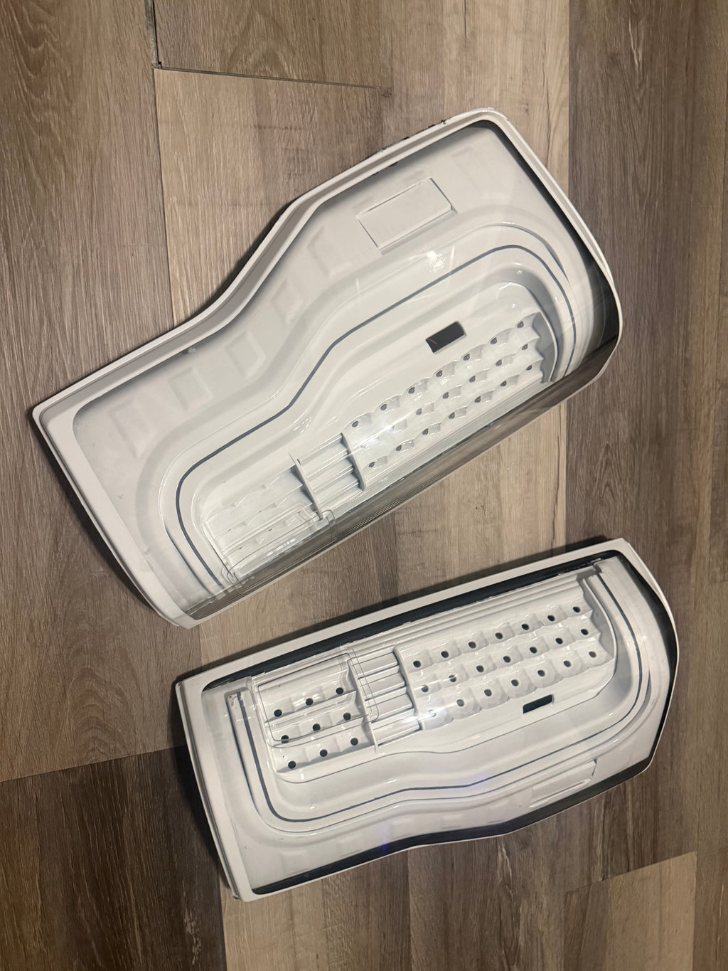 Ford F-250 tail lights
