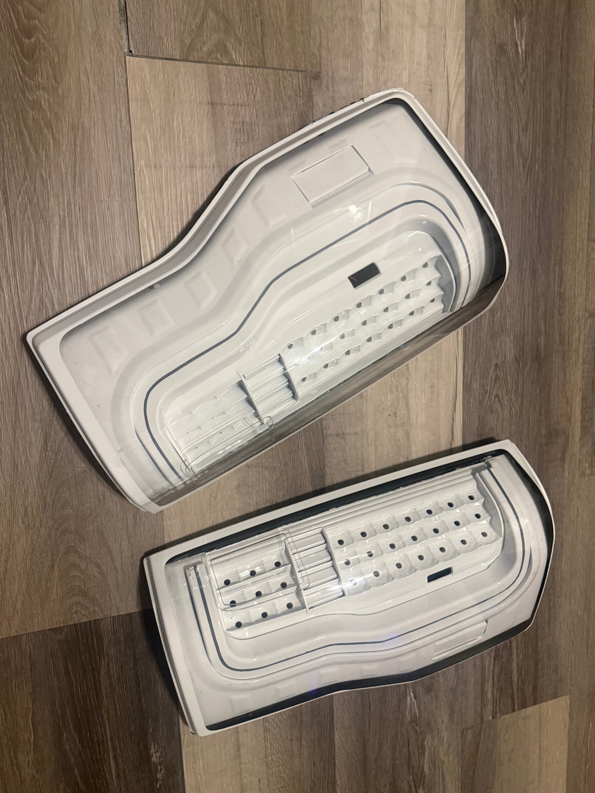 Ford F-250 tail lights